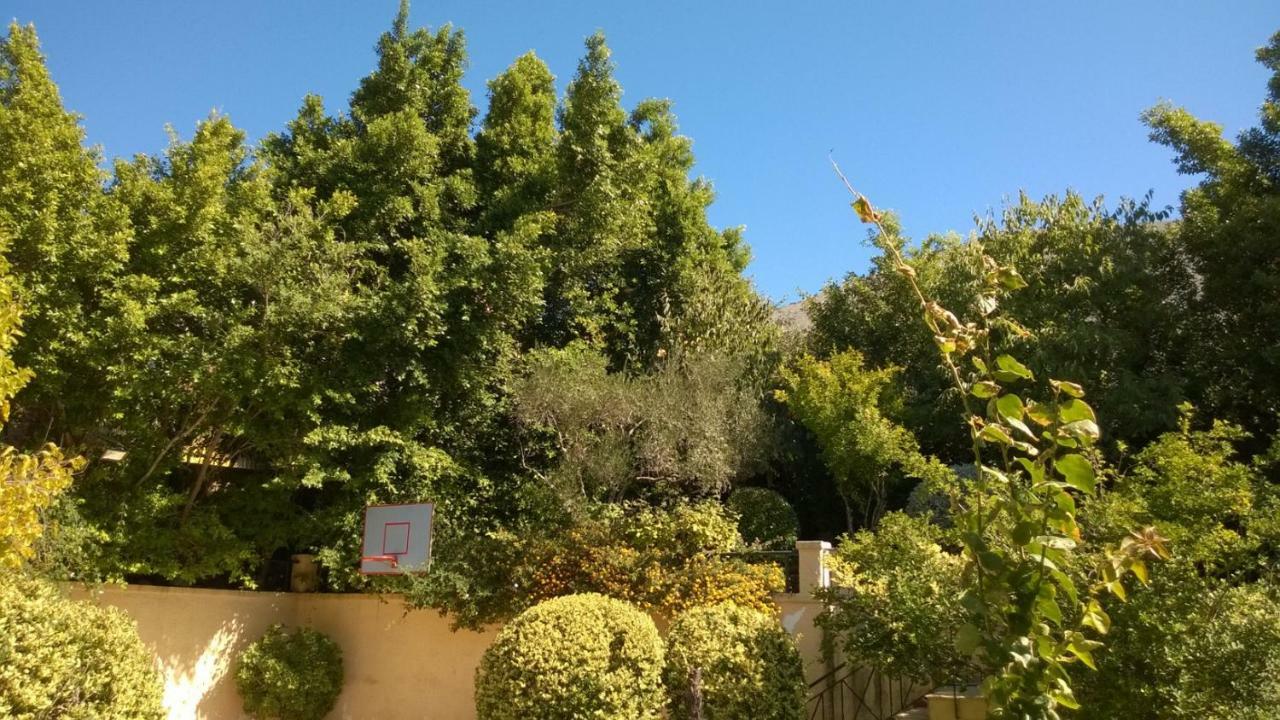 Villa Tzitzifies Kourouklata المظهر الخارجي الصورة